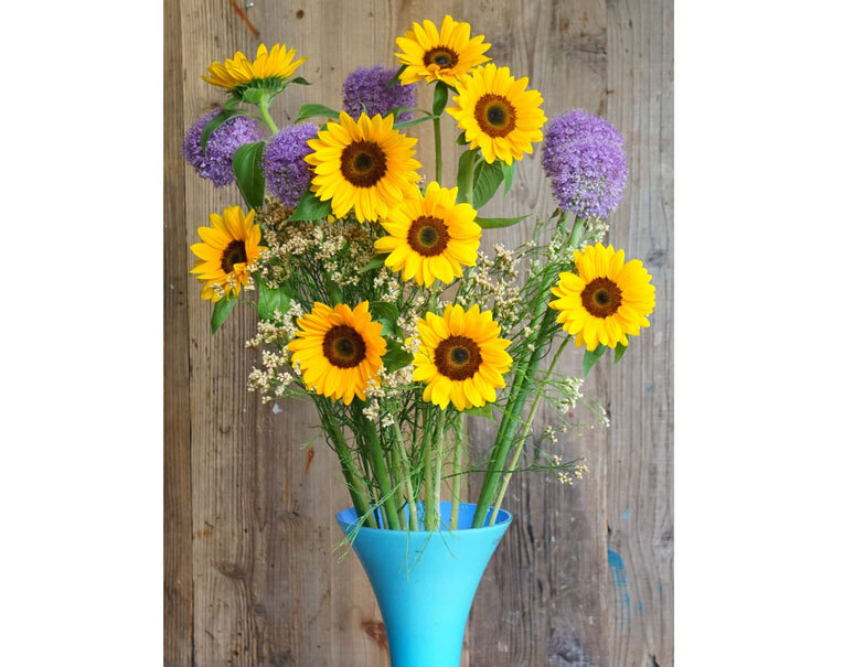 葛西市場よりお届け 夏のお花セット ひまわりアレンジ 生花 ひまわり 他 合計3種類 15本前後 簡易包装 常温 美味お取り寄せ Dancyu